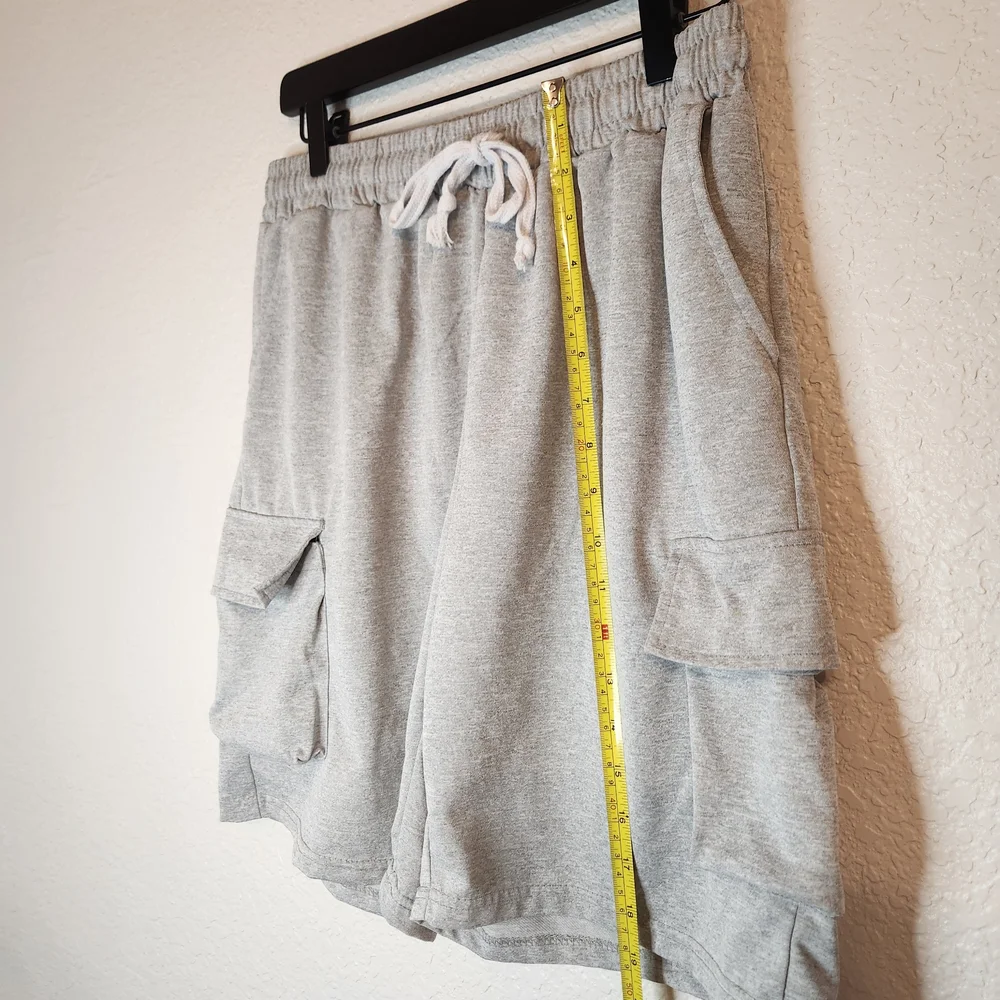 Manfinity Gray Men's Cargo Shorts athleisure athletic shorts size Large